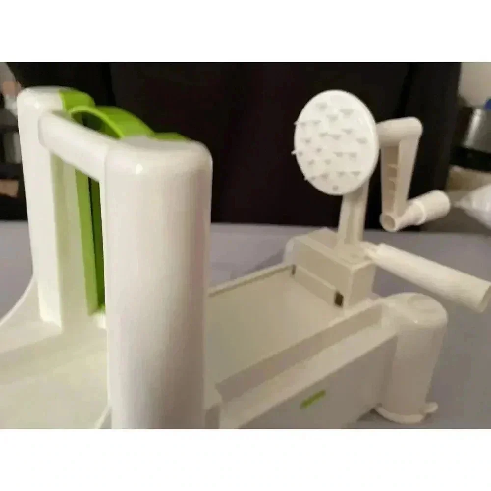 Spiral Slicer Cutter Shred Spiralizer Veggie Kitchen‎ 3-in-1 Fruit Vegetable
